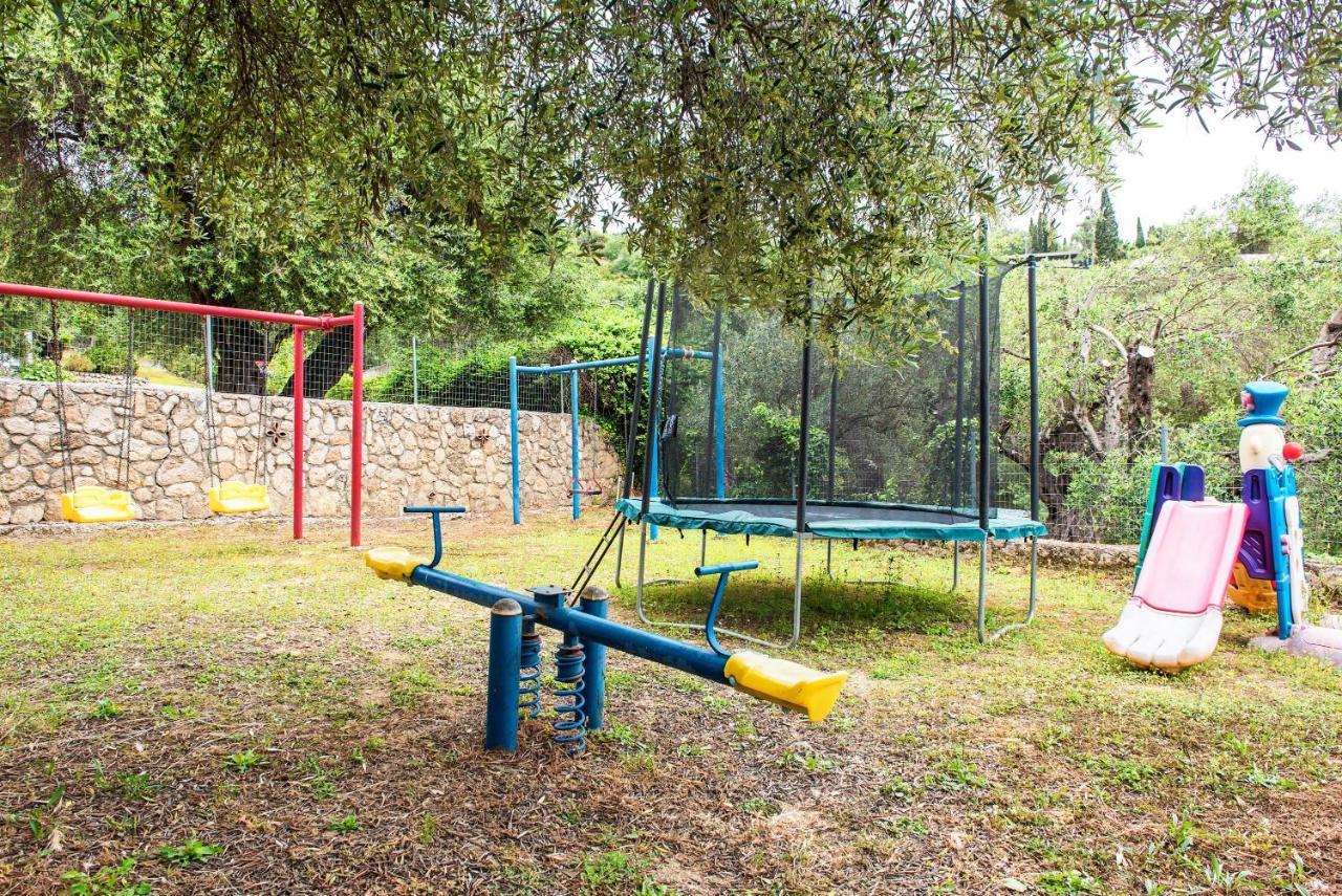 Bozikis Studios Paleokastritsa Buitenkant foto
